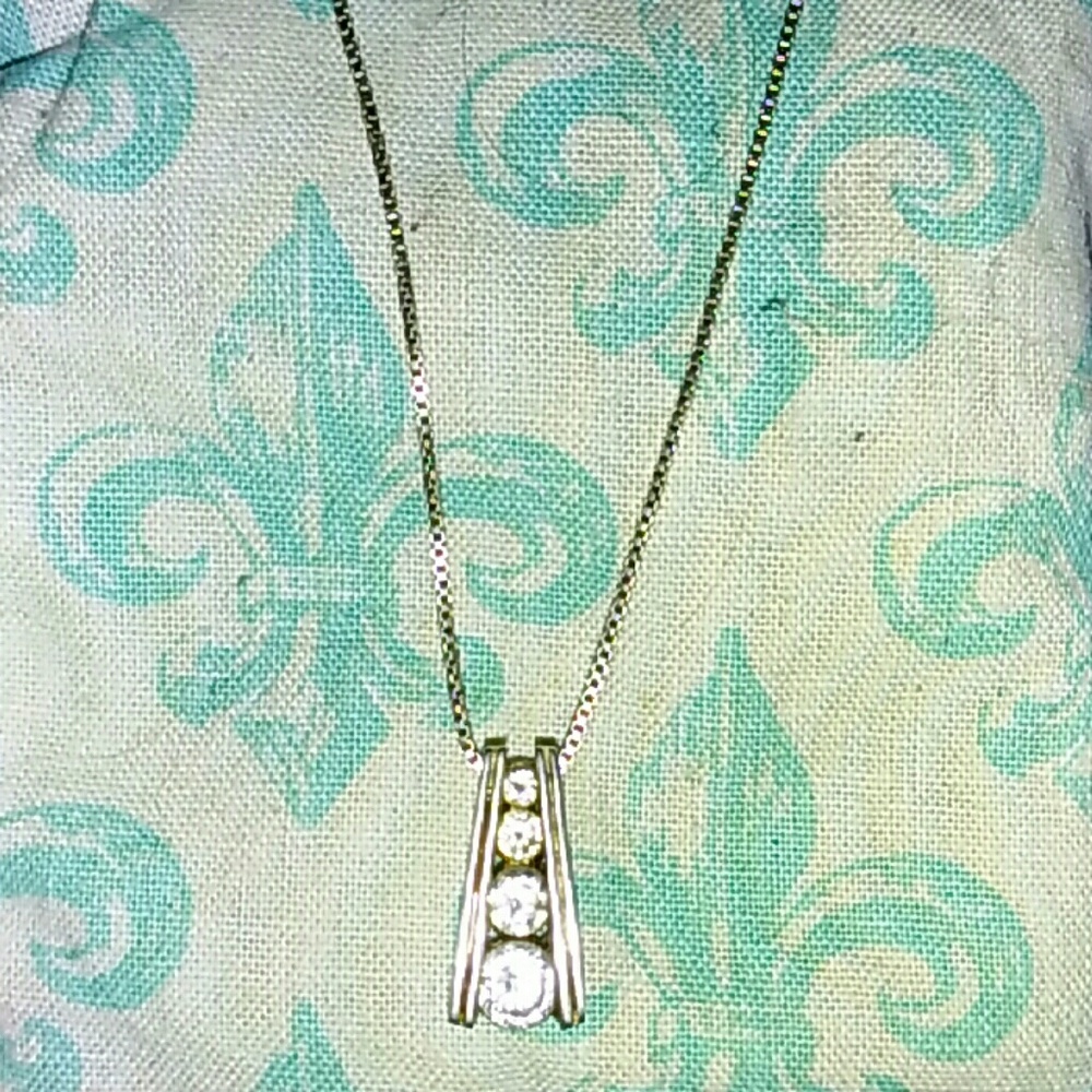 Sterling silver necklace with 3 CZ pendant