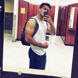 Meet your Posher, Uriel