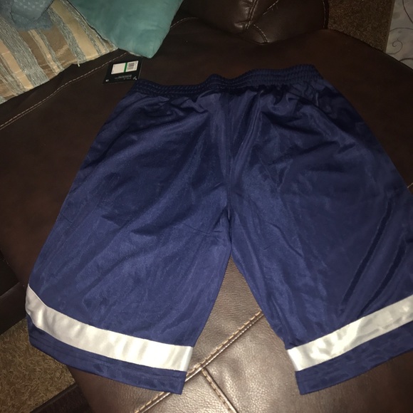 NWTS Men's Fila - Picture 3 of 3