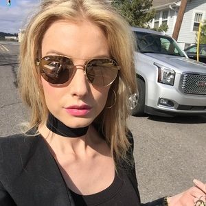 Meet your Posher, Mary caitlin