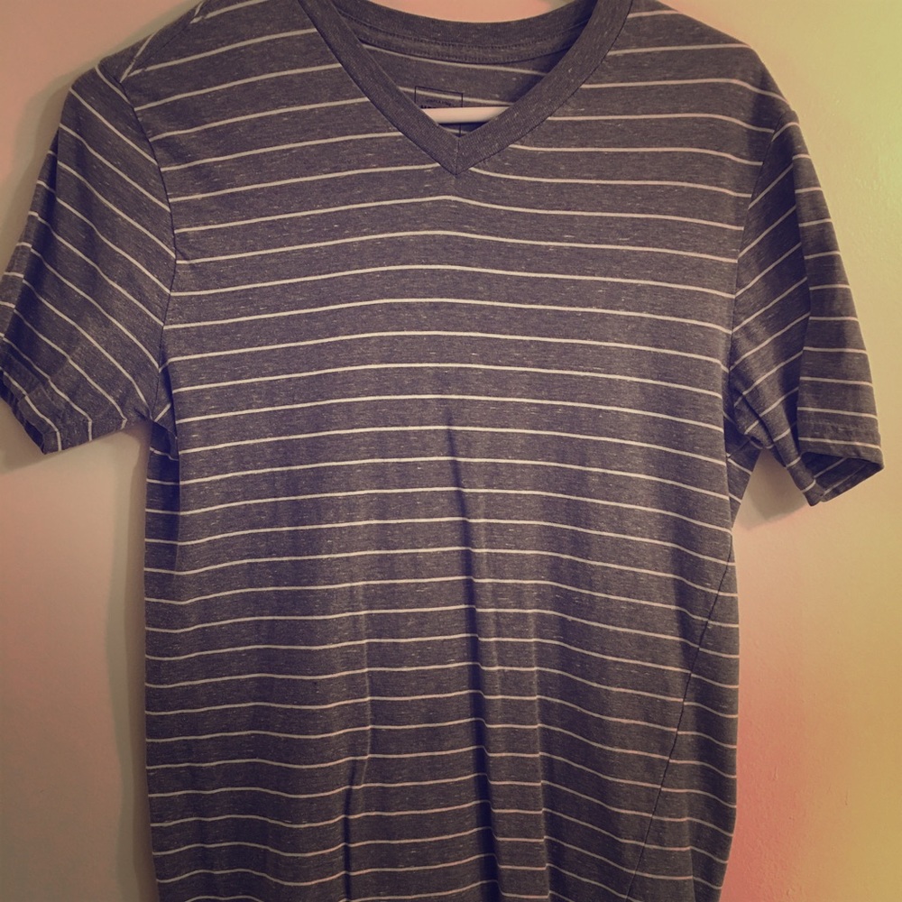 MOSIMO GREY STRIPED TSHIRT