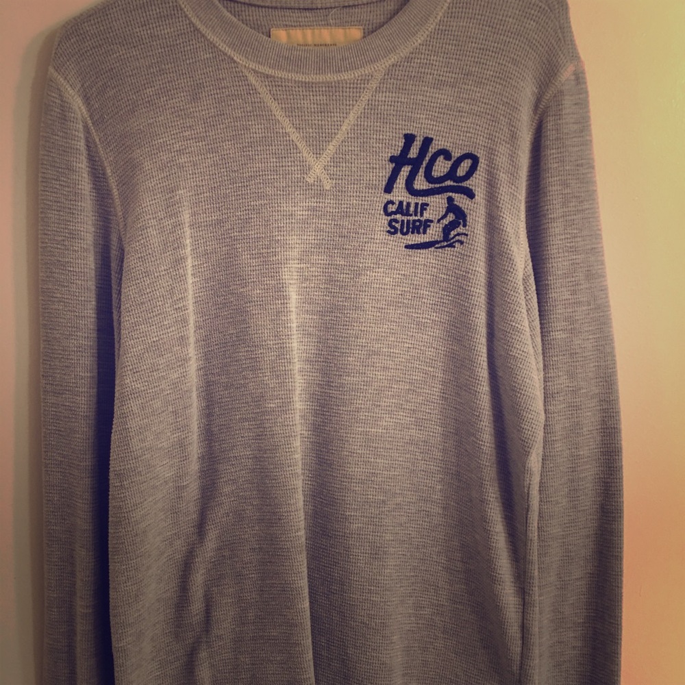 HOLLISTER SURF SWEATER