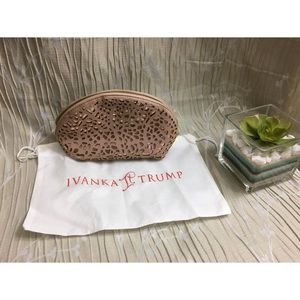Cosmetic Bag with dust bag