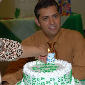 Meet your Posher, Genaro