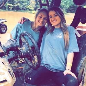 Meet your Posher, Taylor