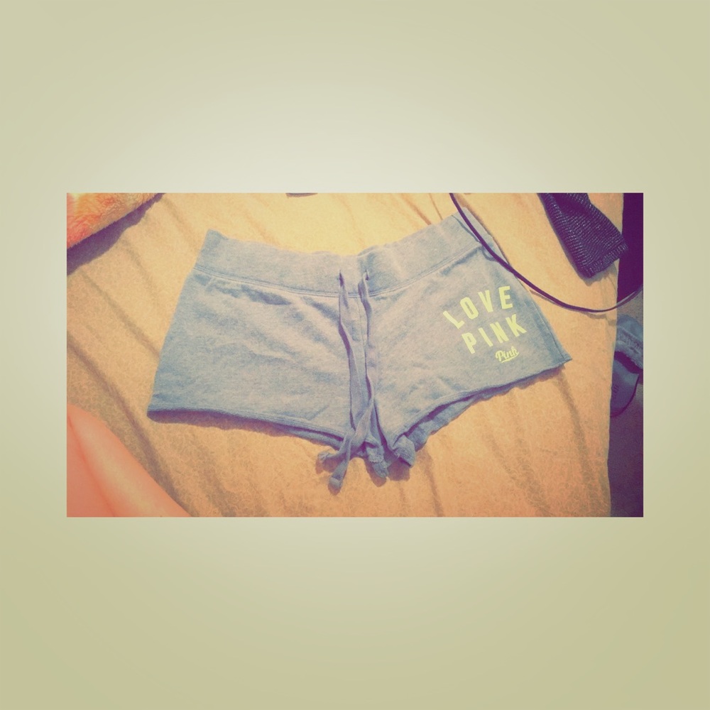 Pink shorts💖💖
