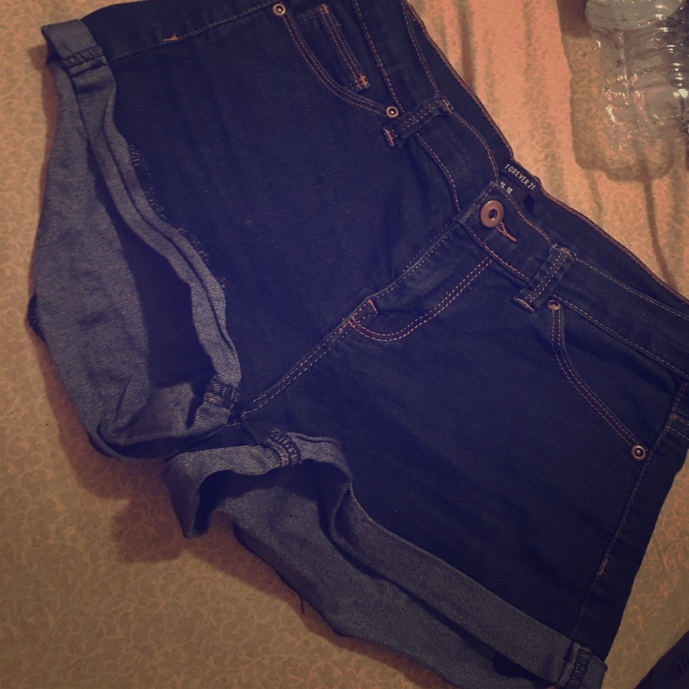 Forever 21 shorts💧