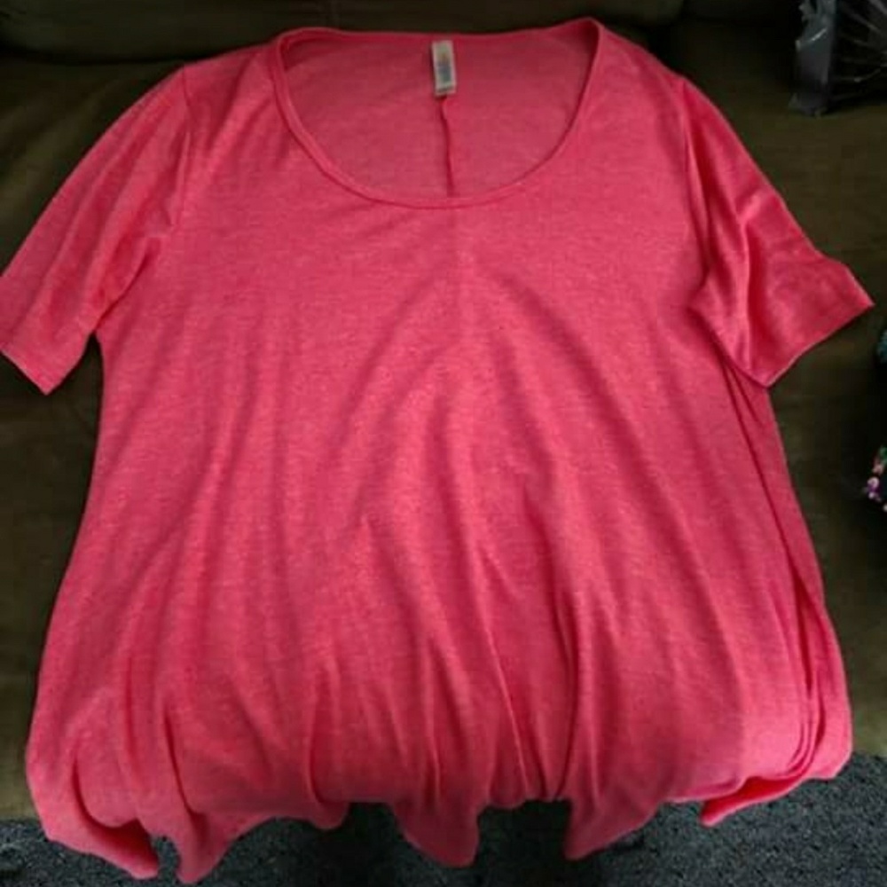 Small LuLaRoe Perfect T