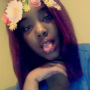 Meet your Posher, Talisha