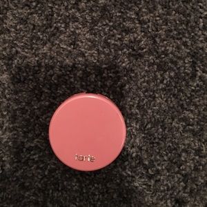 Tarte blush