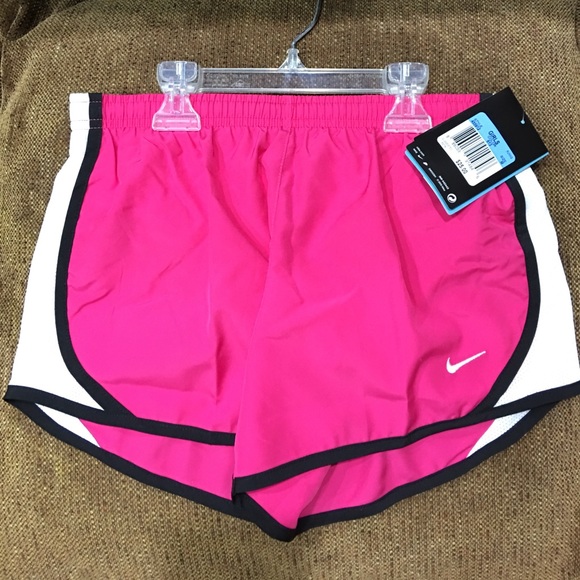 💗 NIKE DRI - FIT 💗 COLLECTION SPORTS STYLISH KIDS SHORTS . - Picture 2 of 4