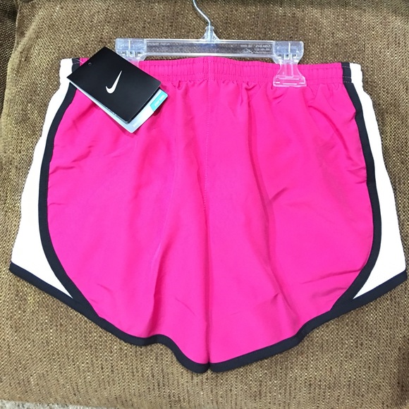 💗 NIKE DRI - FIT 💗 COLLECTION SPORTS STYLISH KIDS SHORTS . - Picture 4 of 4