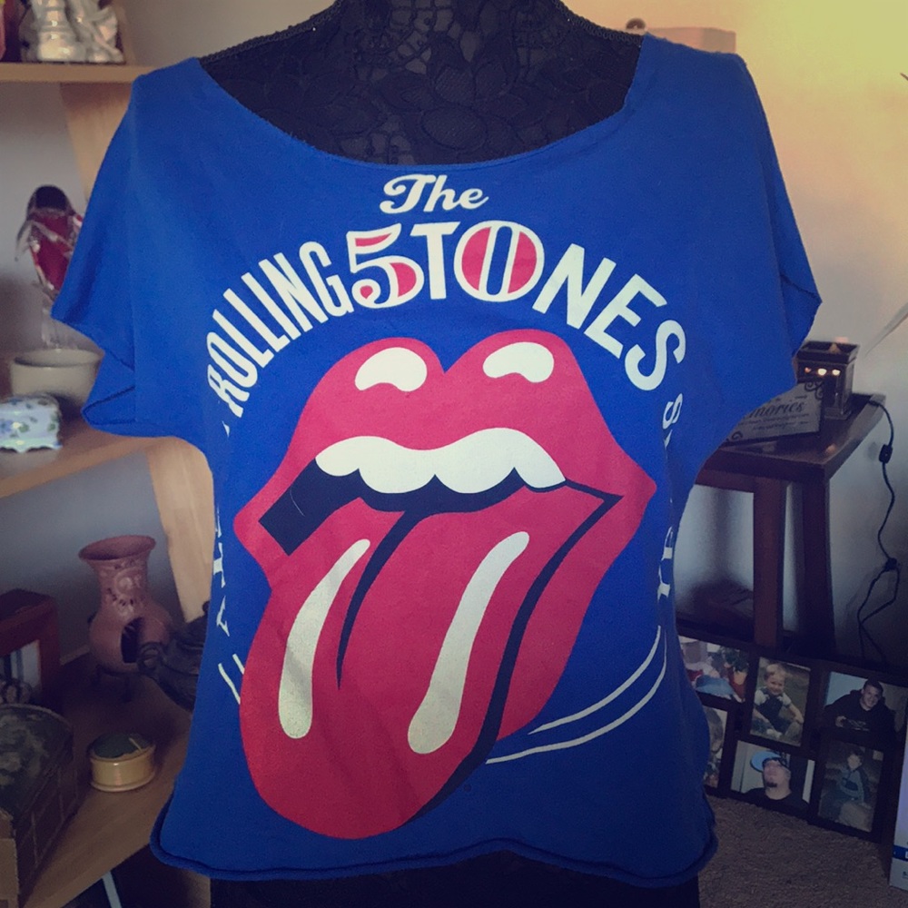 ROLLING STONES BIG LOGO BLUE CROP TOP
