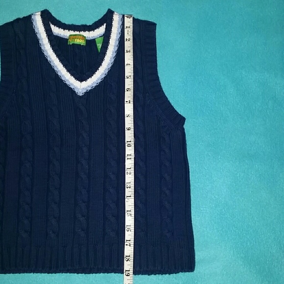 ♣️ Vest - Picture 5 of 6