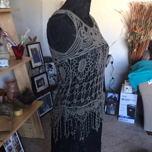 CUTE ARMY GREEN CROCHET LACE TOP - Picture 4 of 6