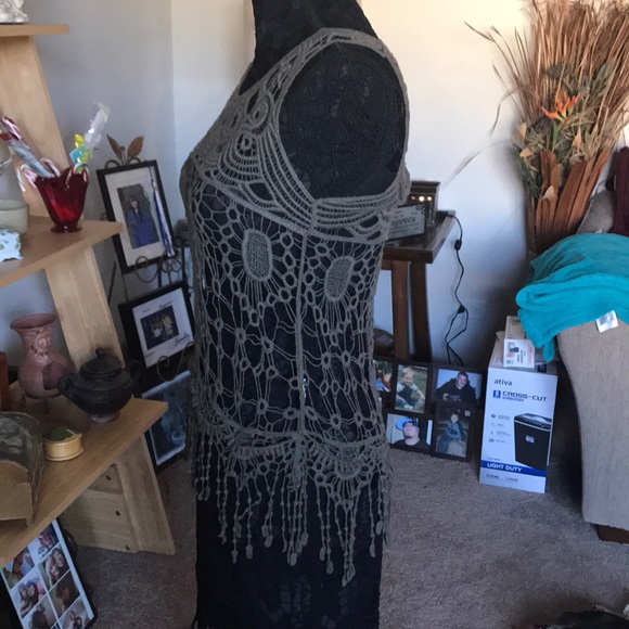 CUTE ARMY GREEN CROCHET LACE TOP - Picture 5 of 6