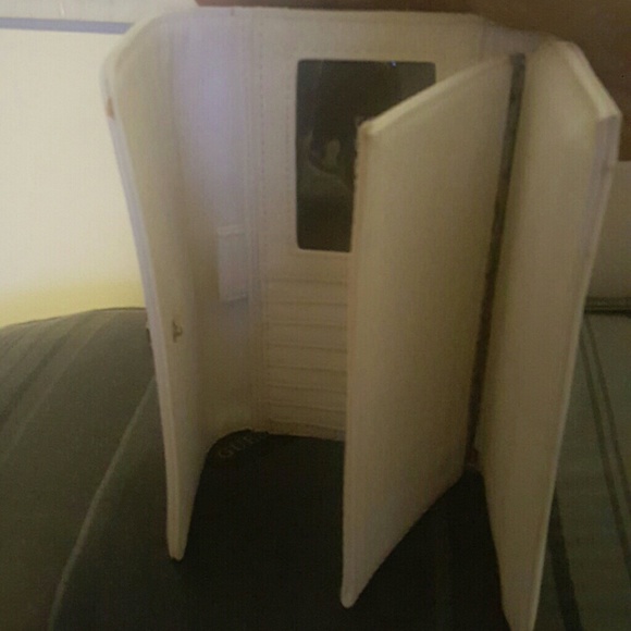 Wallet - Picture 2 of 3