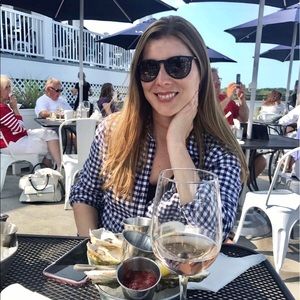 Meet your Posher, Melissa