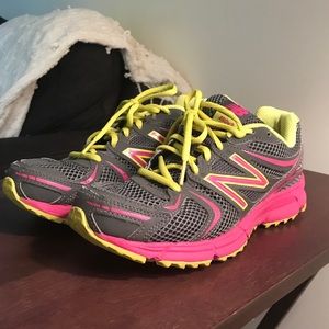New Balance Women's Running Shoes 490v2!
