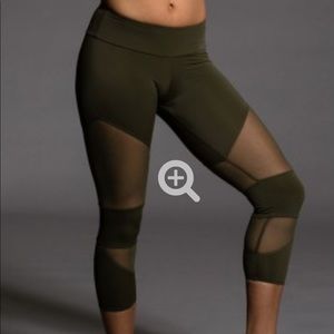 Onzie mesh crops