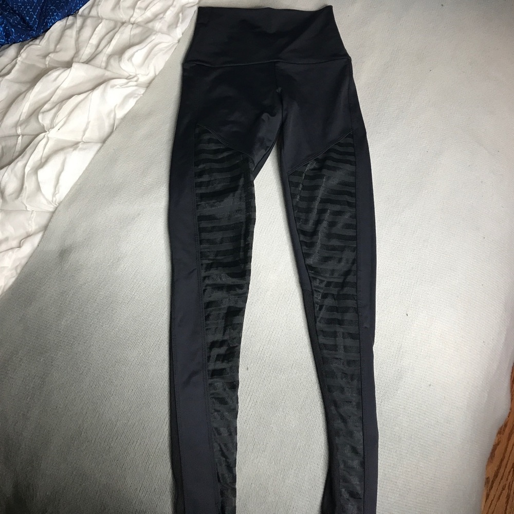 High waisted Onzie leggings with mesh detail