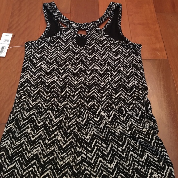 Romper - Picture 2 of 2