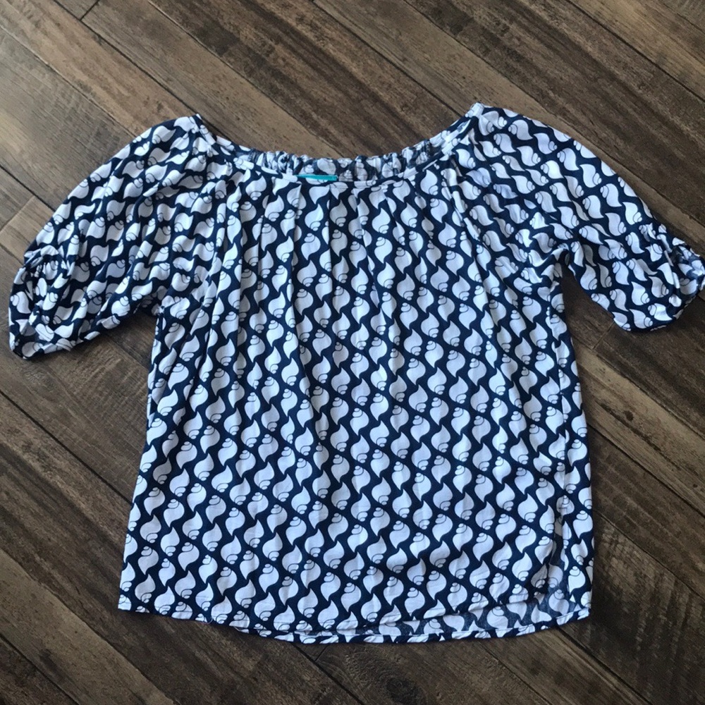 Escapada Navy & White Sea Shell Top