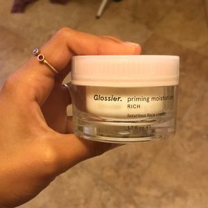 Glossier Priming Moisturizer RICH