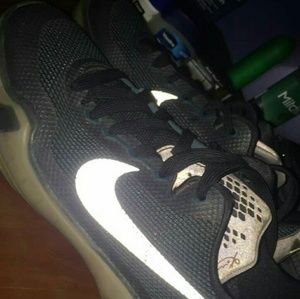 Nike Kobe X