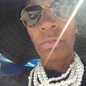 Meet your Posher, Erica