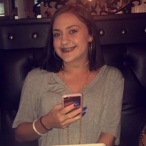 Meet your Posher, Kara