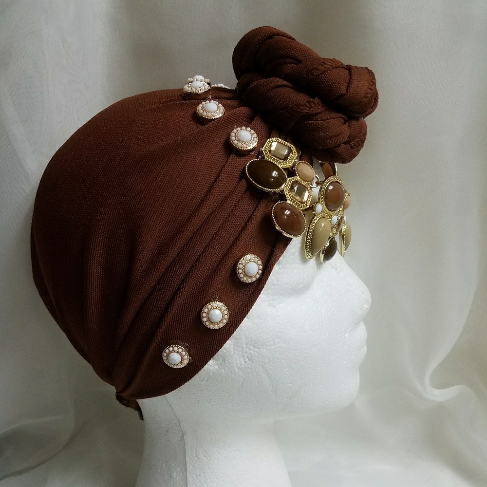 Crown by Ra'dhiya A'set