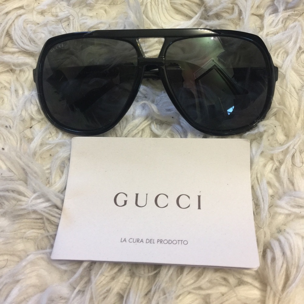 Gucci Aviators (Authentic) no damage