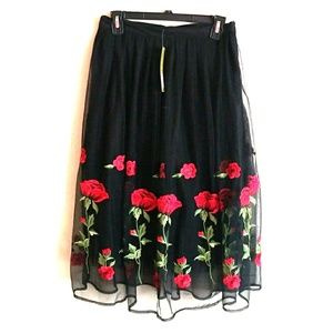 Trendy Rose Embroidered Lace Skirt Original Tags