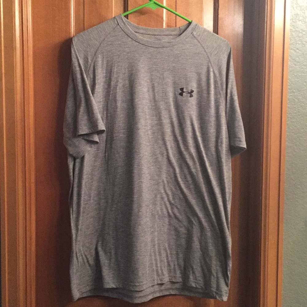 Men's Under Armour Shirt
