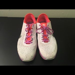 Pink/Purple/White Nike Zoom