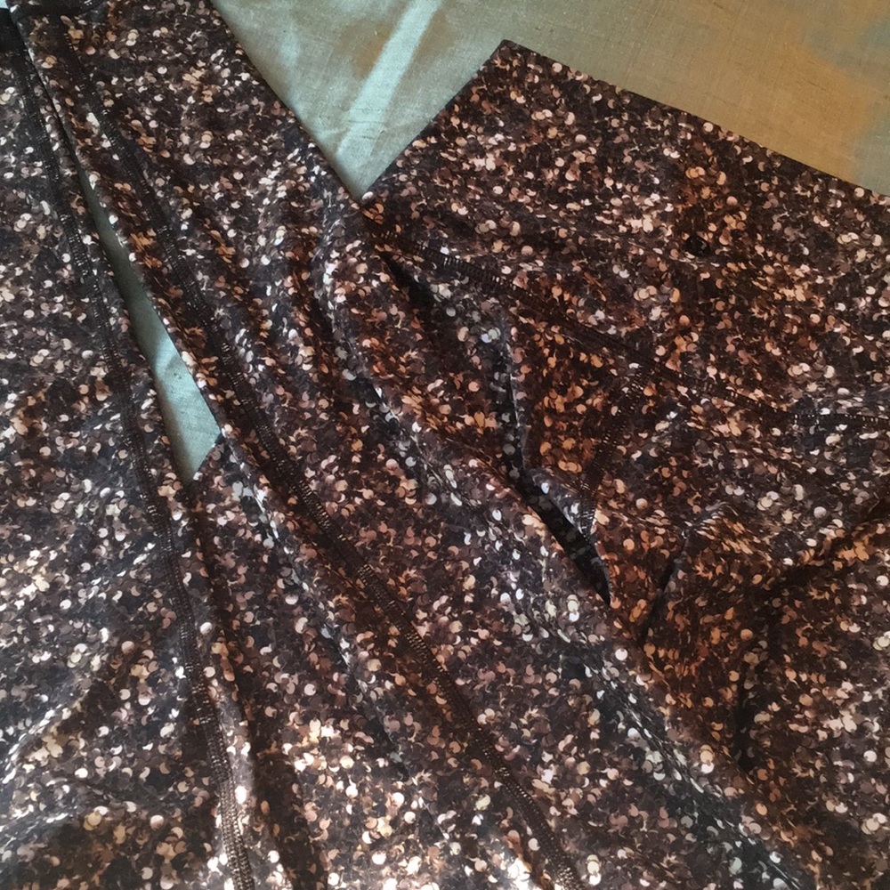 Lulu sequin inspired leggings!