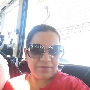 Meet your Posher, Anjali