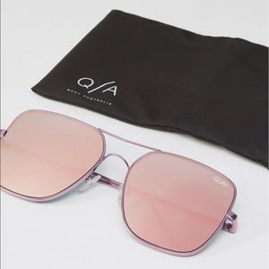 Pink Stop and Stare Quay Australia Sunglasses