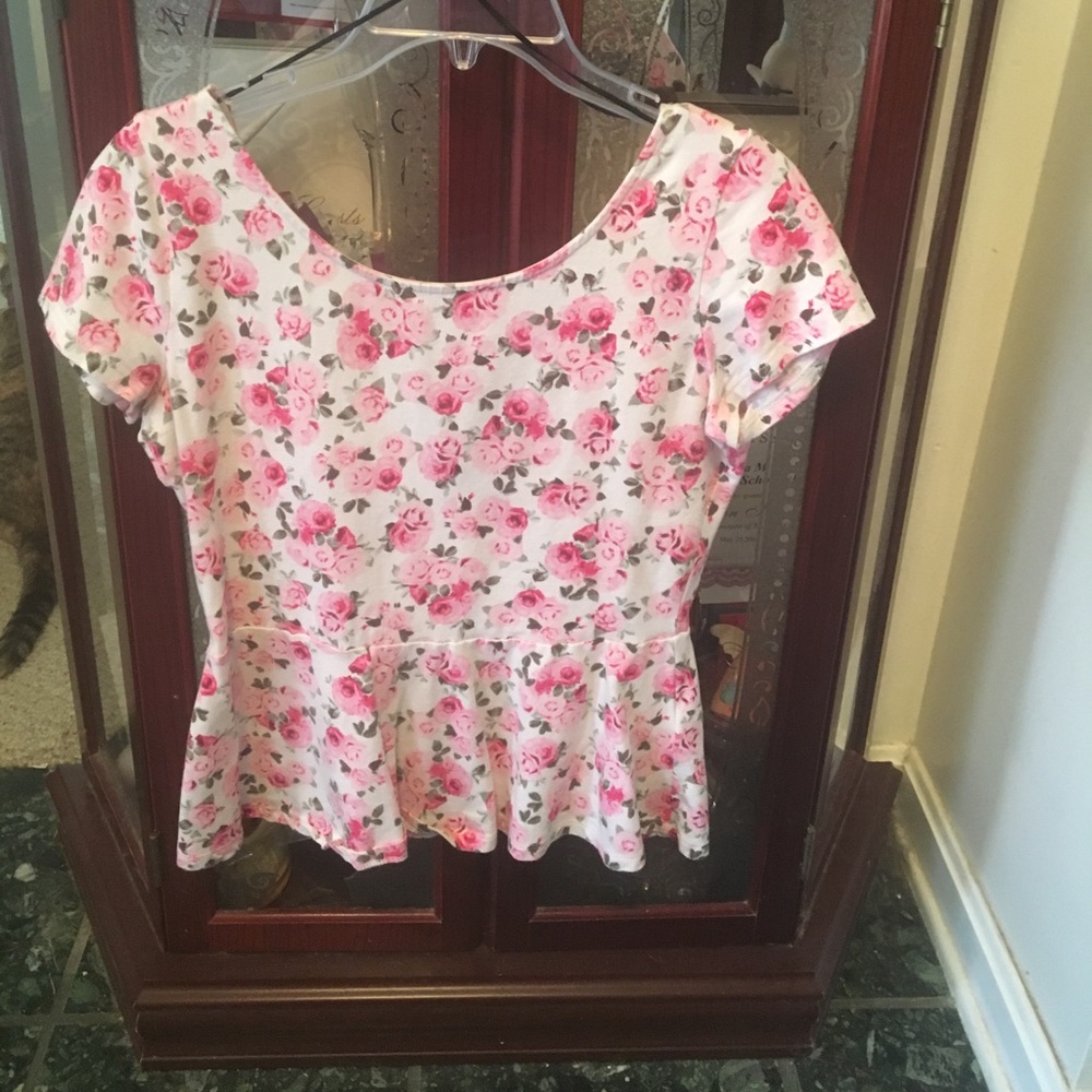 H&M Pink Floral Fit&Flare Top. Size M
