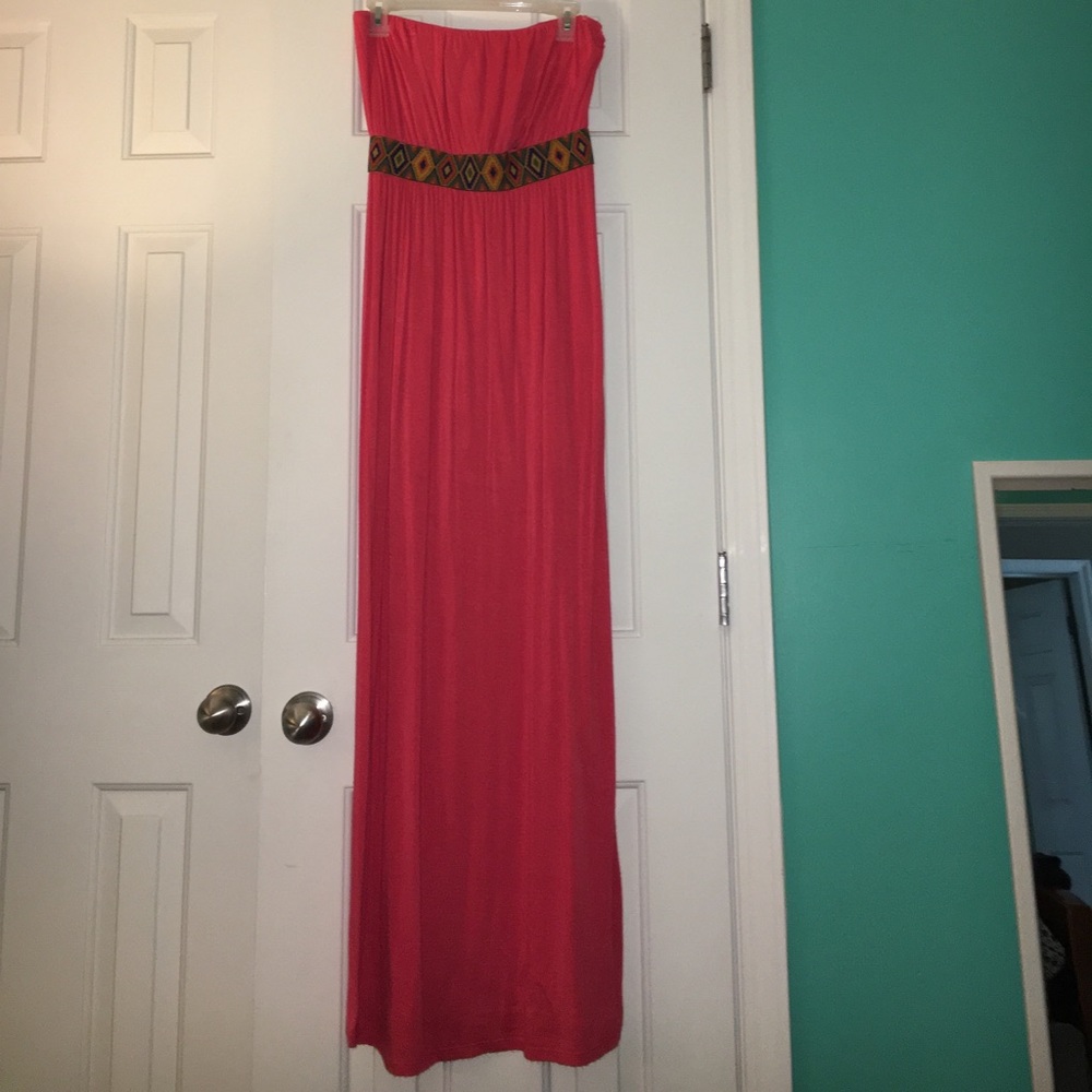 Coral Maxi Dress 🐚