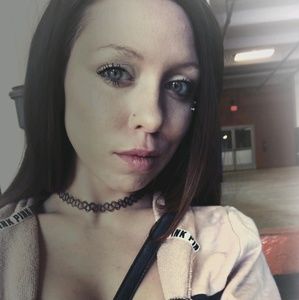 Meet your Posher, Krissy