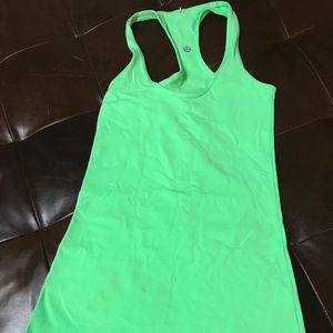 Lululemon tank size 4