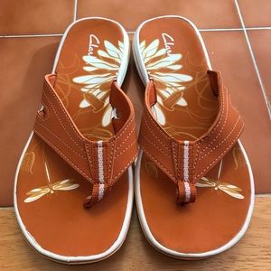 Clarks shoes -Flip flops