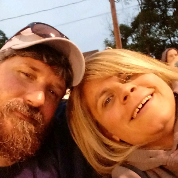 Meet your Posher, Denise - Picture 1 of 1