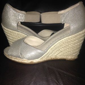 Adrienne Vittadini Wedges