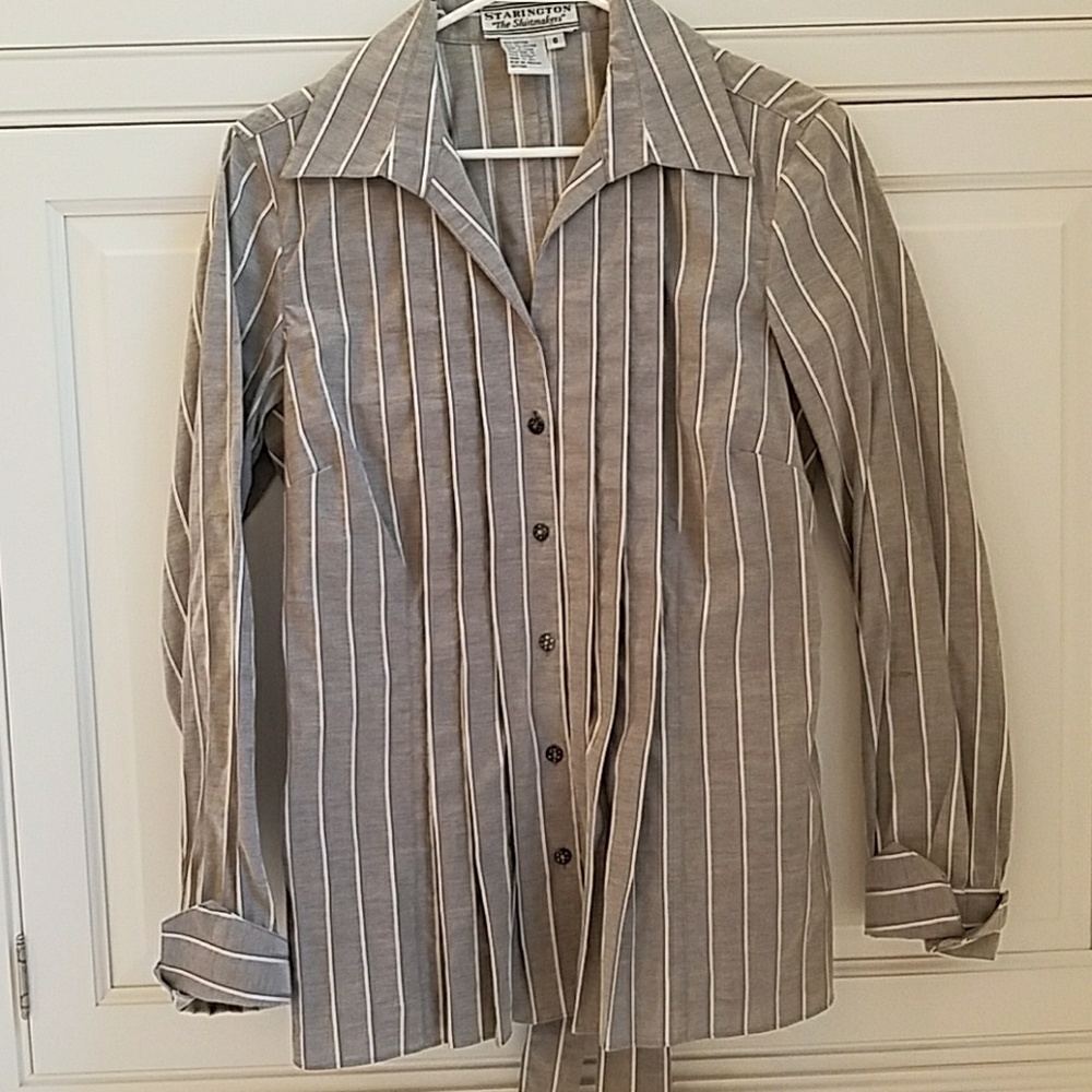 Size 6 Starington blouse
