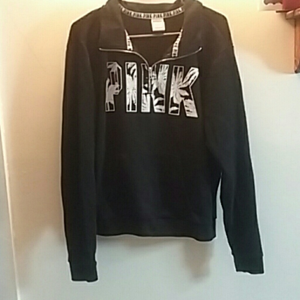 *Traded* Vs quarter zip up