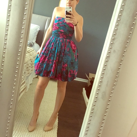 Gorgeous Tracy Reese Dress - Picture 1 of 5