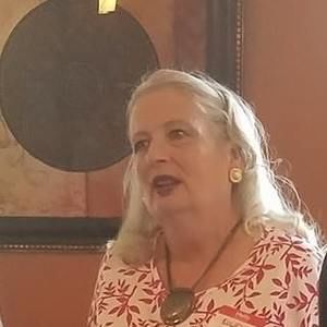 Meet your Posher, Ellen